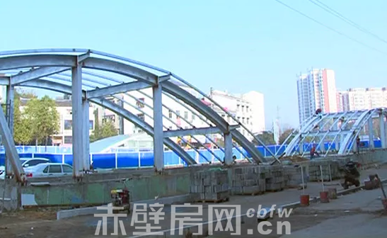 御龙学府：赤壁一中地下通道进入工程收尾