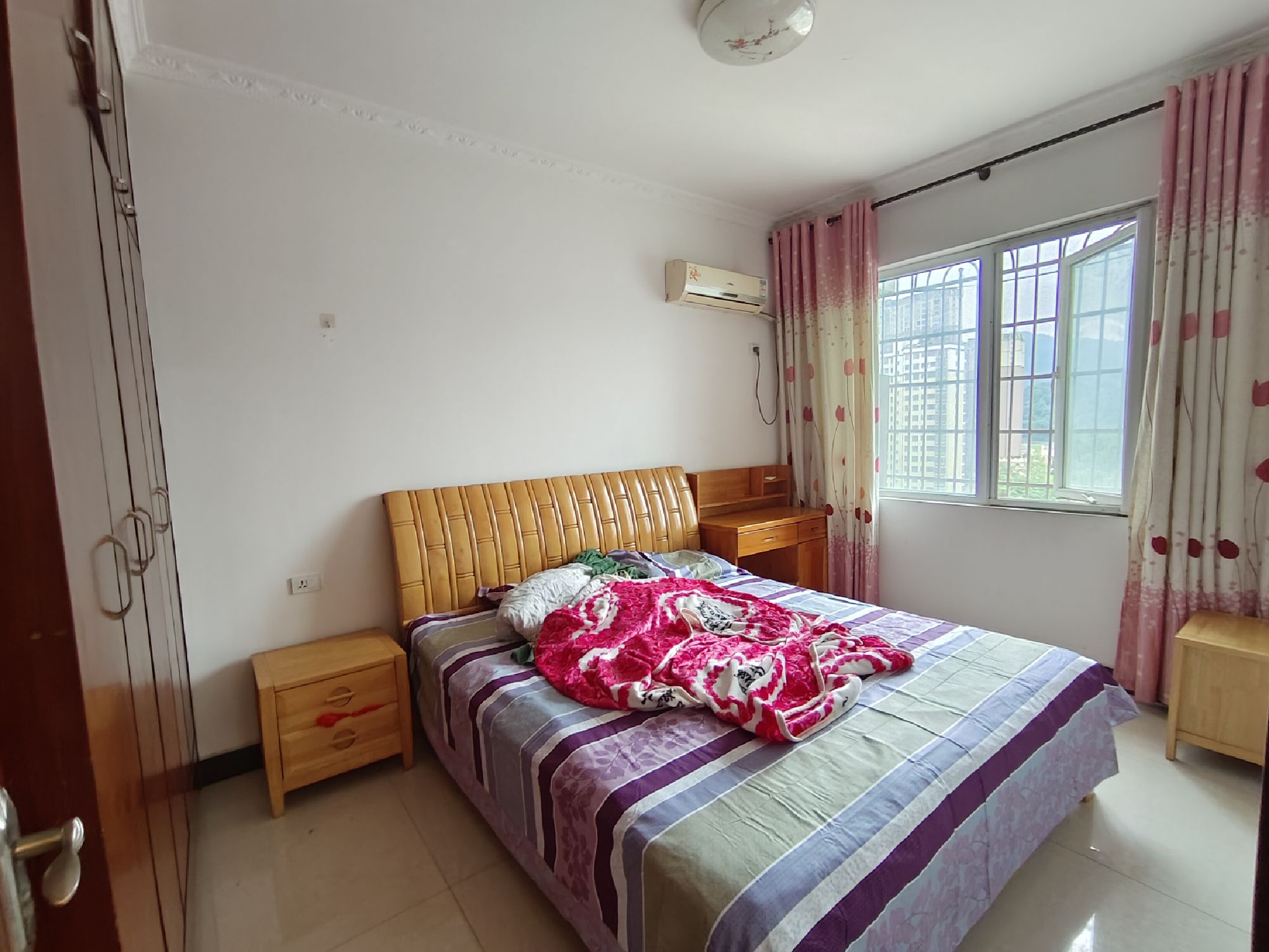 凯旋名都·精装修两室两厅·租1500/月