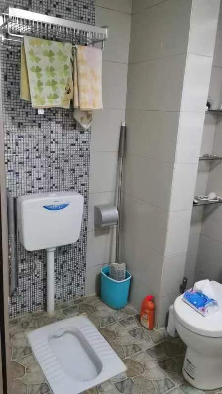 润园·3室2厅·136平方·电梯房中层·带家电家私50万