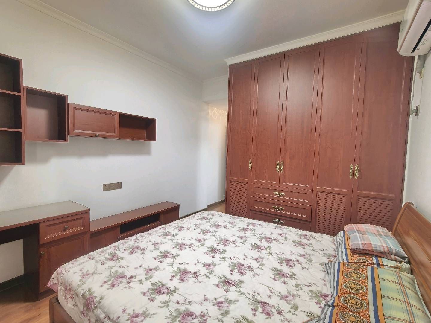 鹏程新都汇·126平方·四室两厅两卫·全新装修·拎包入住报价66万