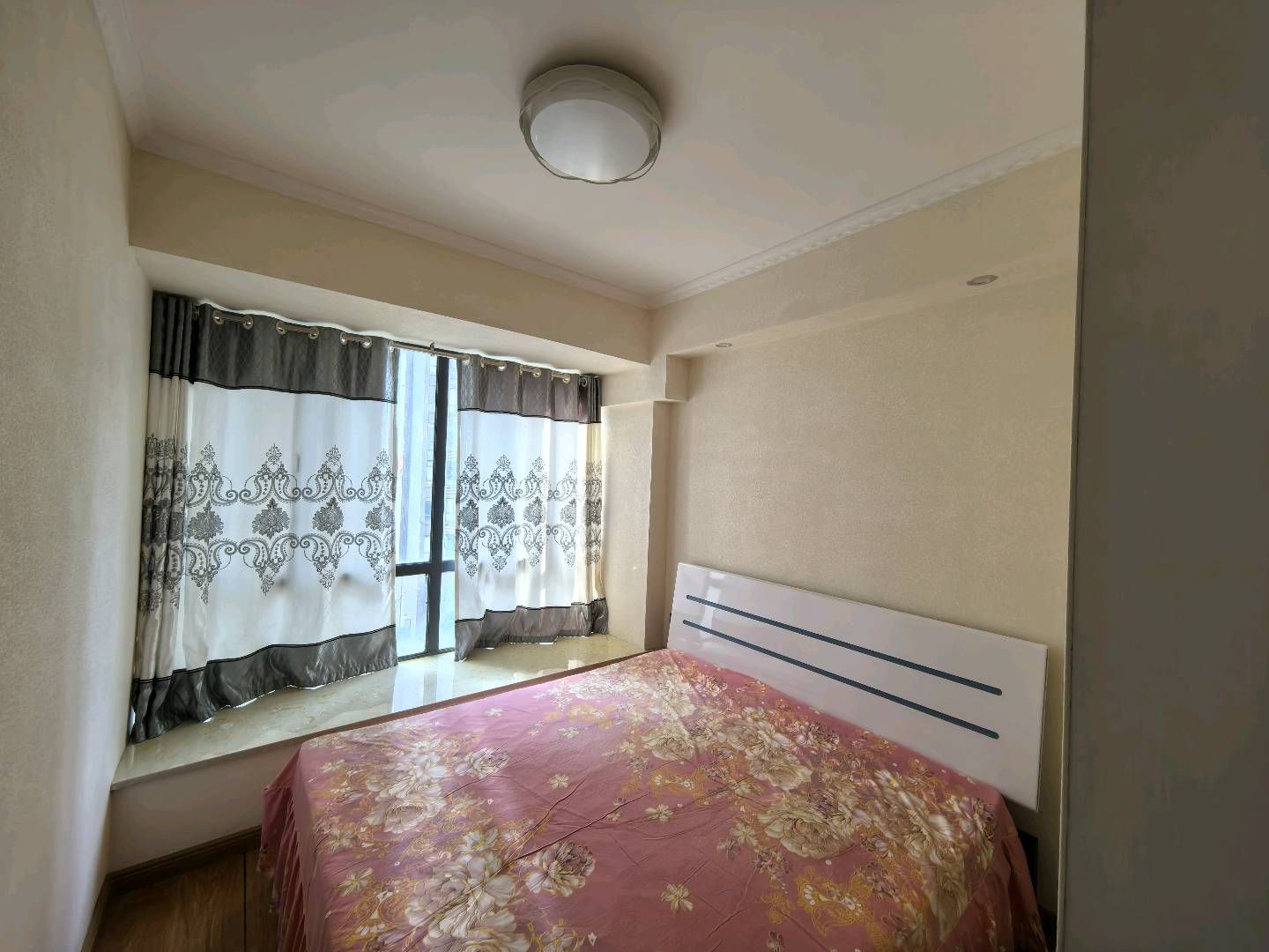 雍景新城3室2厅2卫通风好电梯房