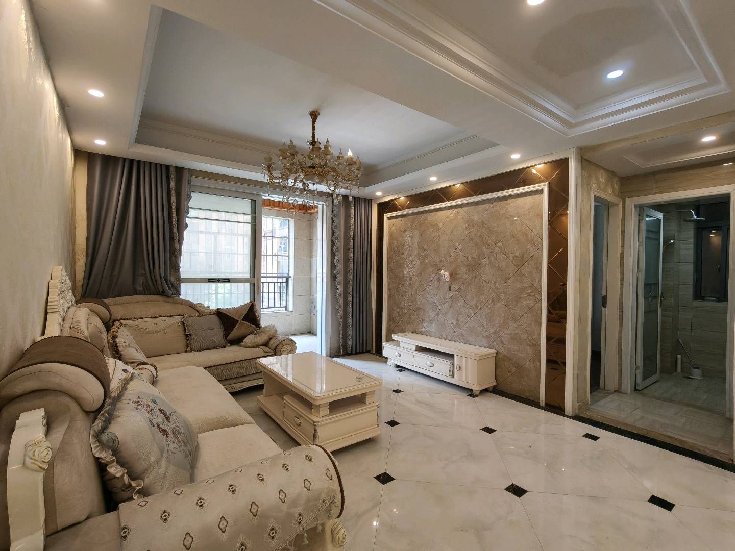 鹏程新都汇·101平方三室·户型方正·周边配套齐全·拎包入住售价：39.8