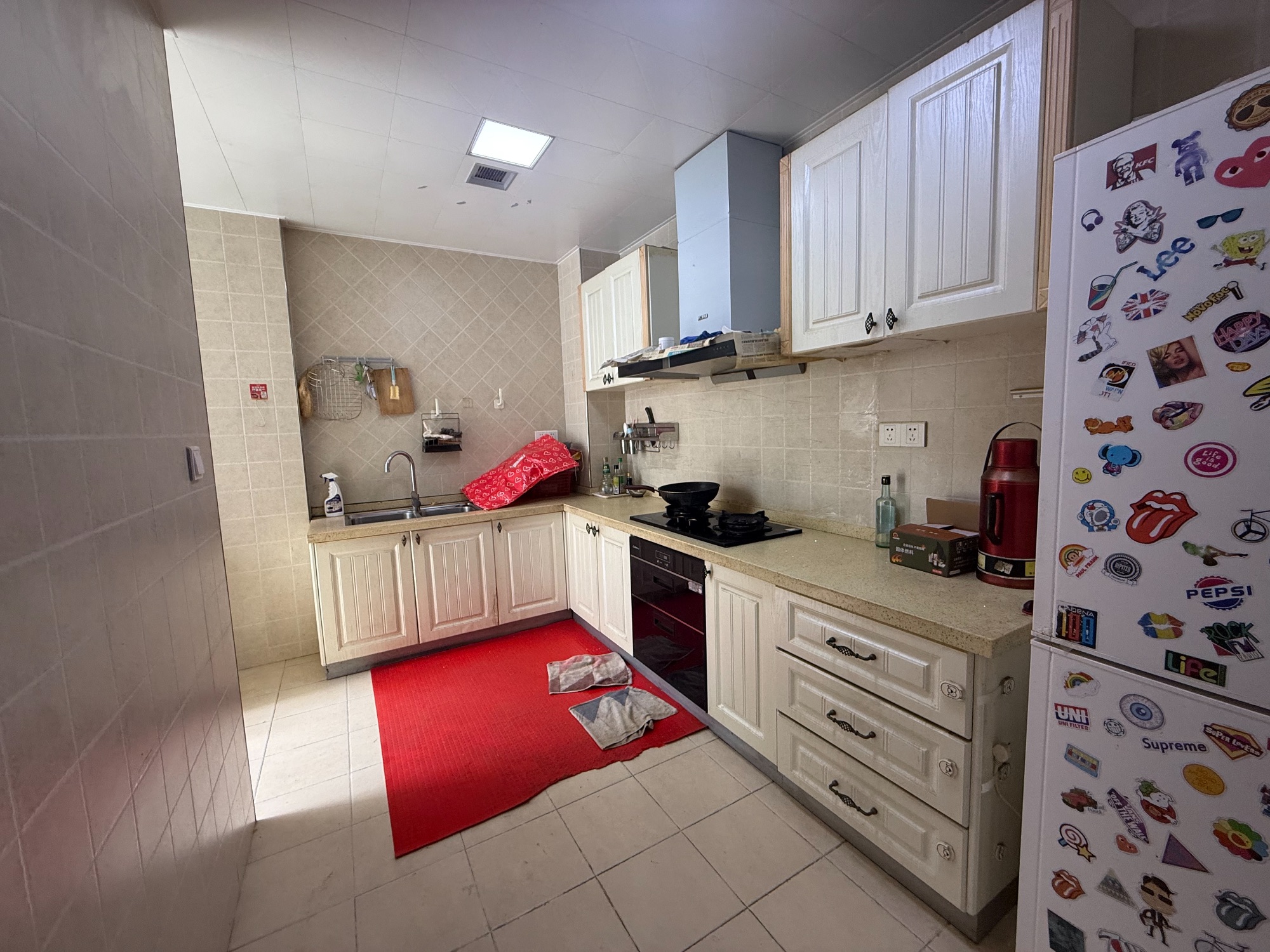 永邦欧洲城·100平·精装修·大两室两厅·有证卖37万