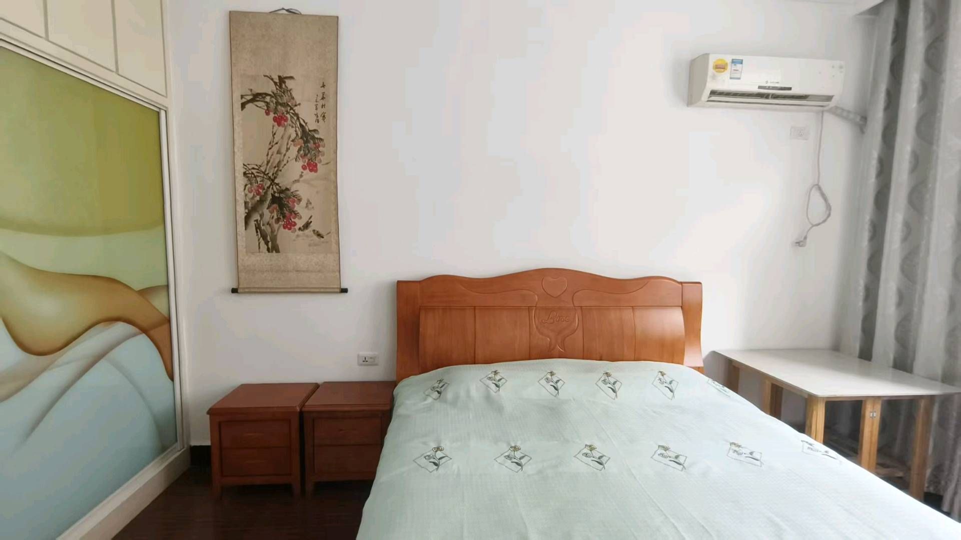 天佑小区·4楼·精装修三室两厅·有证36.8万包过户