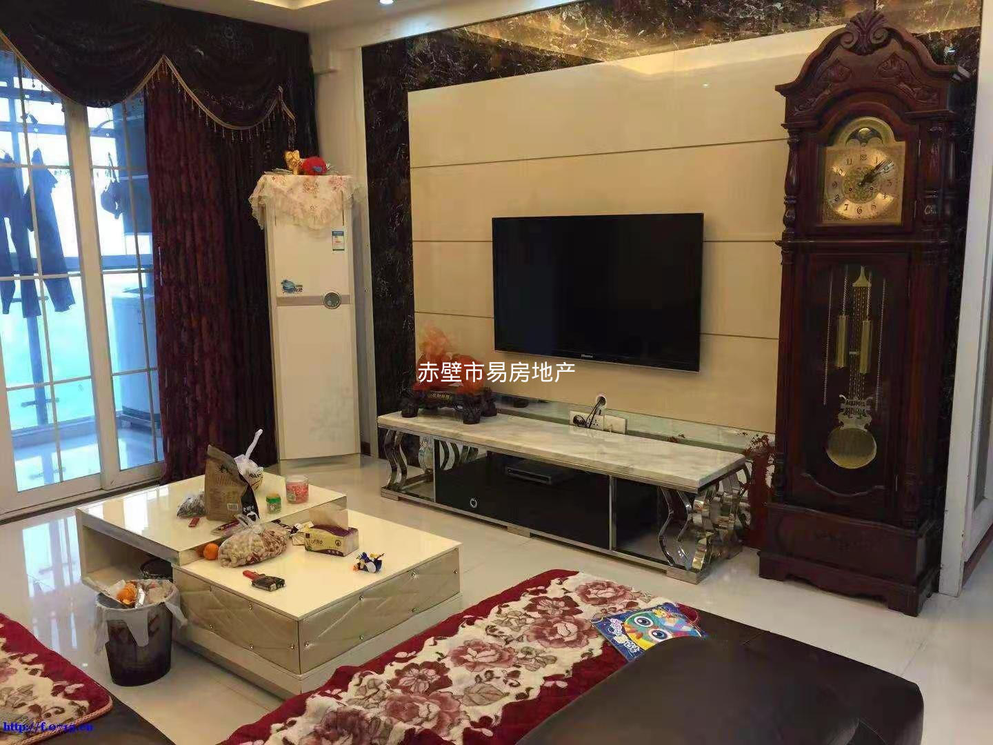 银河花园·河景房·125平方·带家电家私出售：48万·单价3800一平