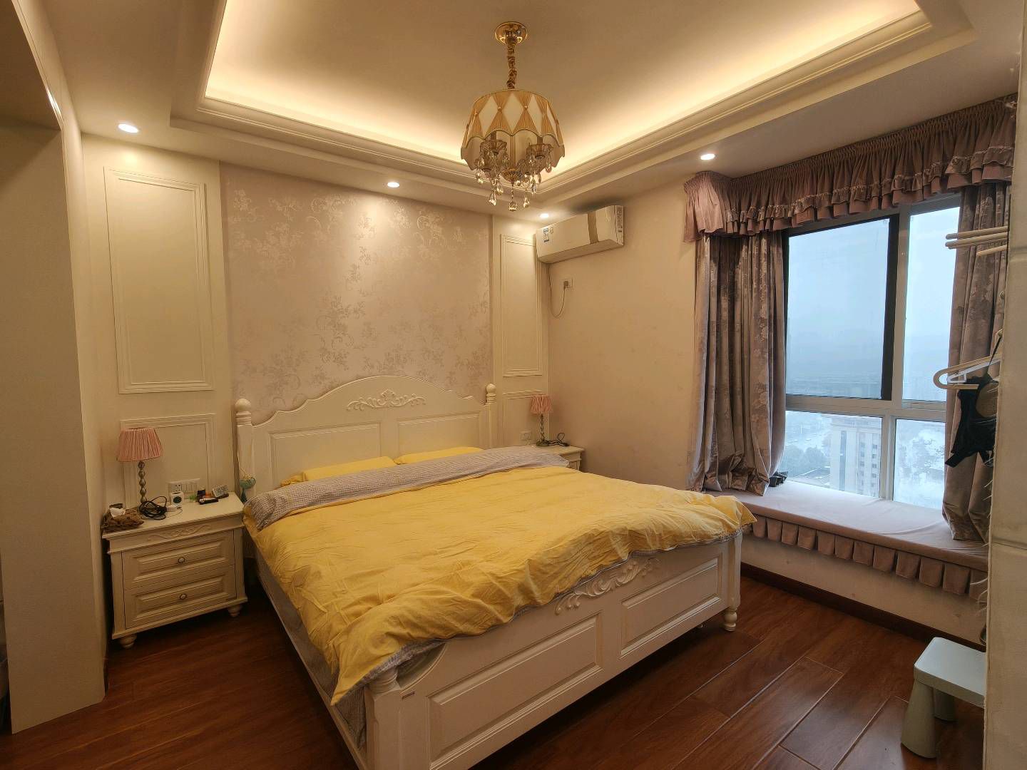 高铁片区·两室两厅·全新装手次租·拎包入住/1600月