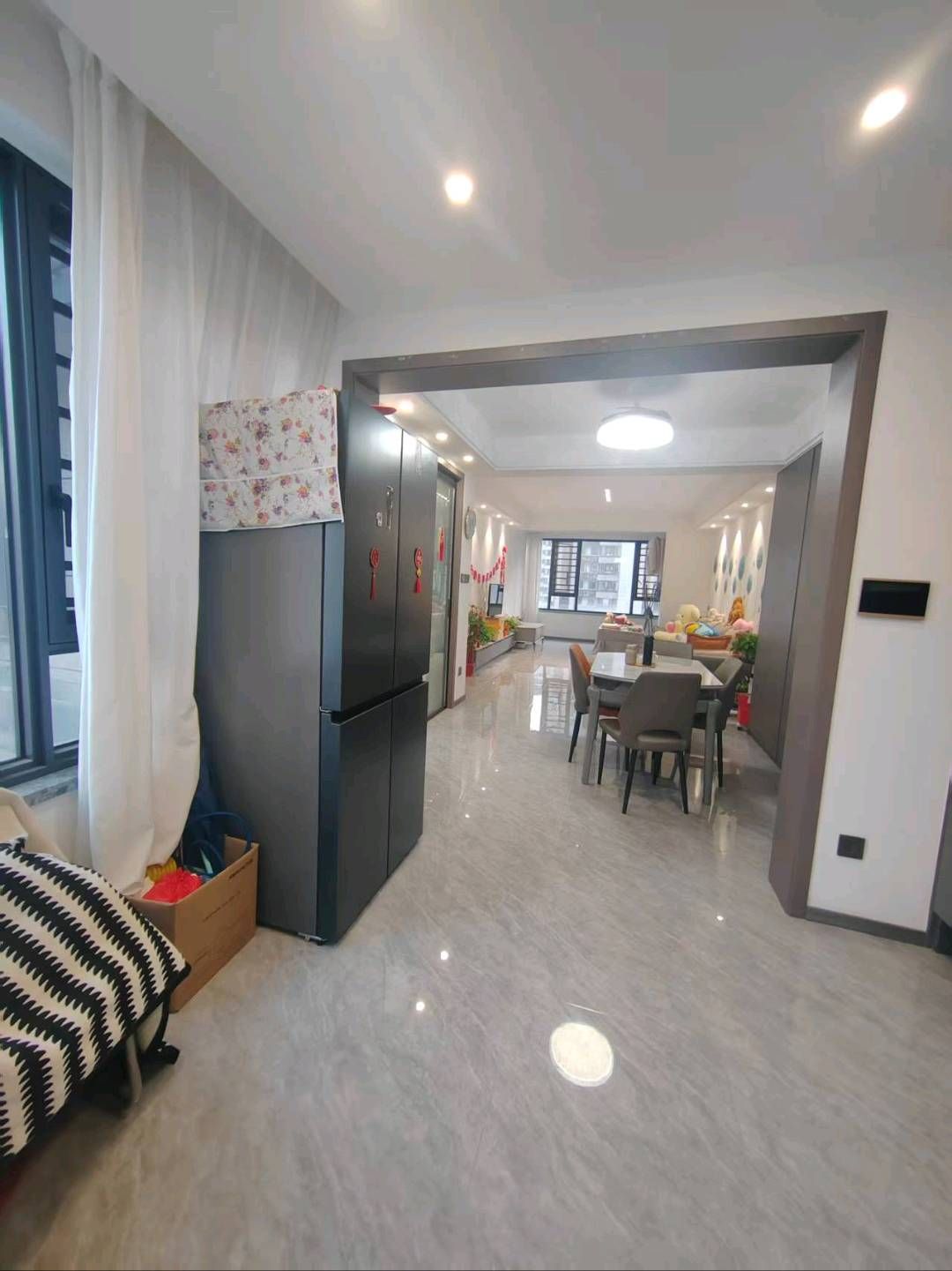 鹏成翰林府·专梯专户·9.9成新·精装修直接入住68万