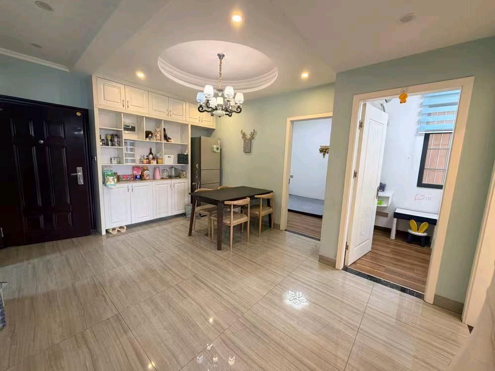 鹏程新都汇·三房两厅·98平方·拎包入住·次新小区·报价43万