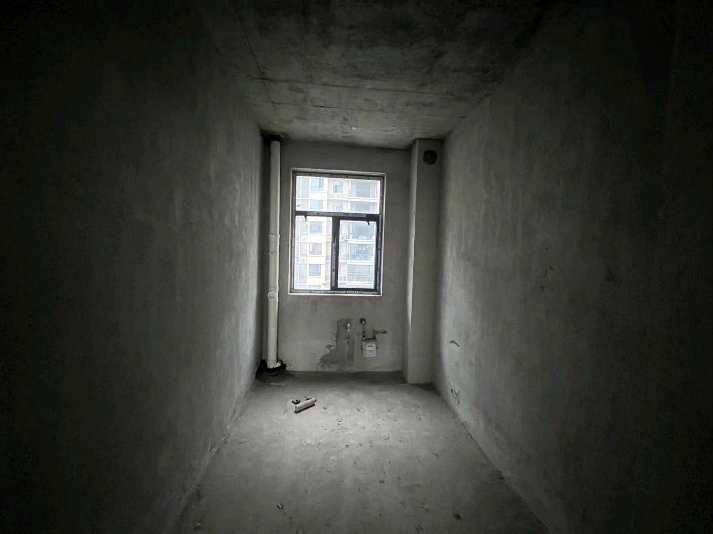 同城上都106平·书包房3室2厅2卫·毛坯房46.8万