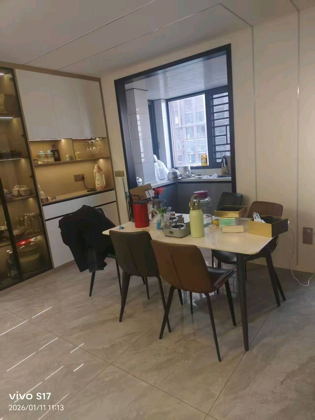 高铁片区·丰业三期·全新装修·周边配套齐全·拎包入住售价：69万