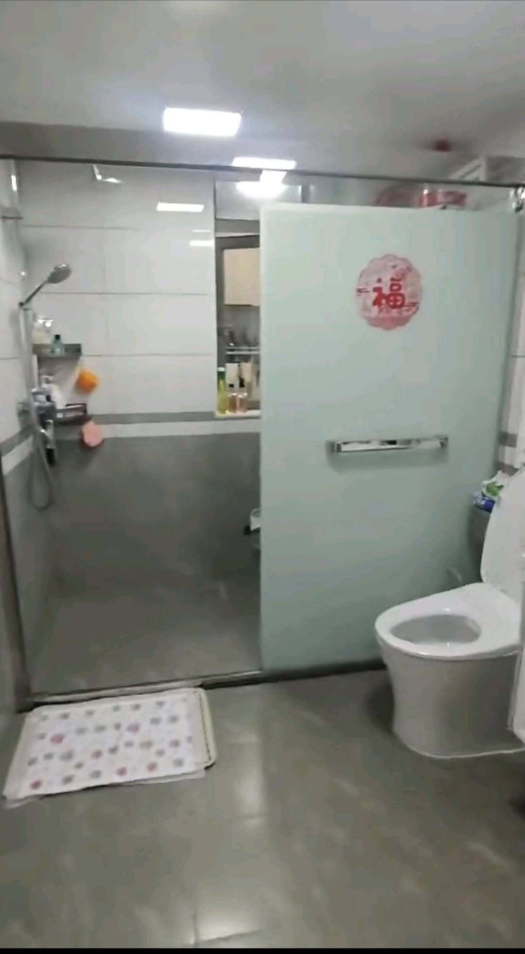 万泰华府·精装修两室两厅·出租1500/月