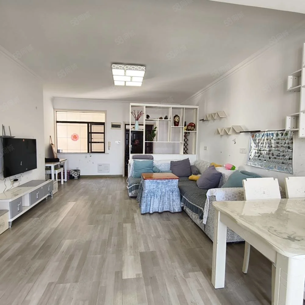 五小·电力三期·三室两厅·周边配套齐全·拎包入住·49万