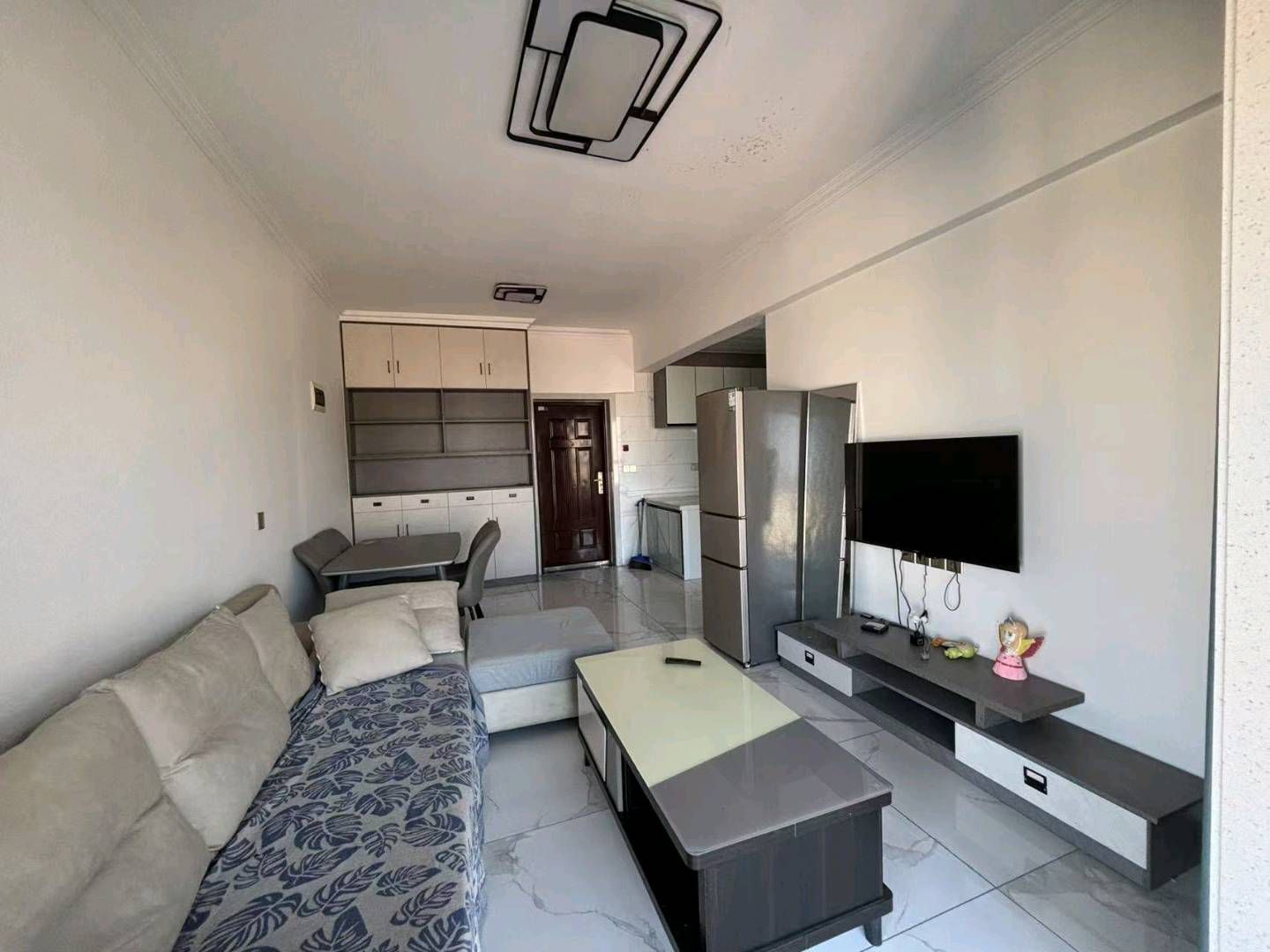 赤壁印象一室一厅·新装修·拎包入住1400/月