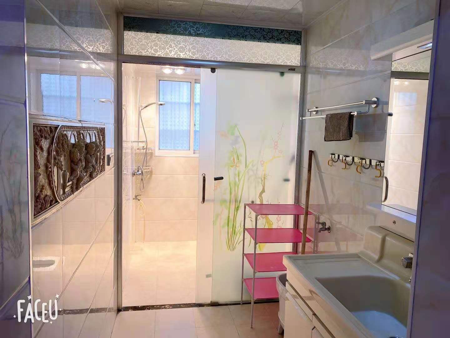 高铁片区·长城花园·三房两厅两卫·步梯二楼·家电齐全·拎包入住/1400月