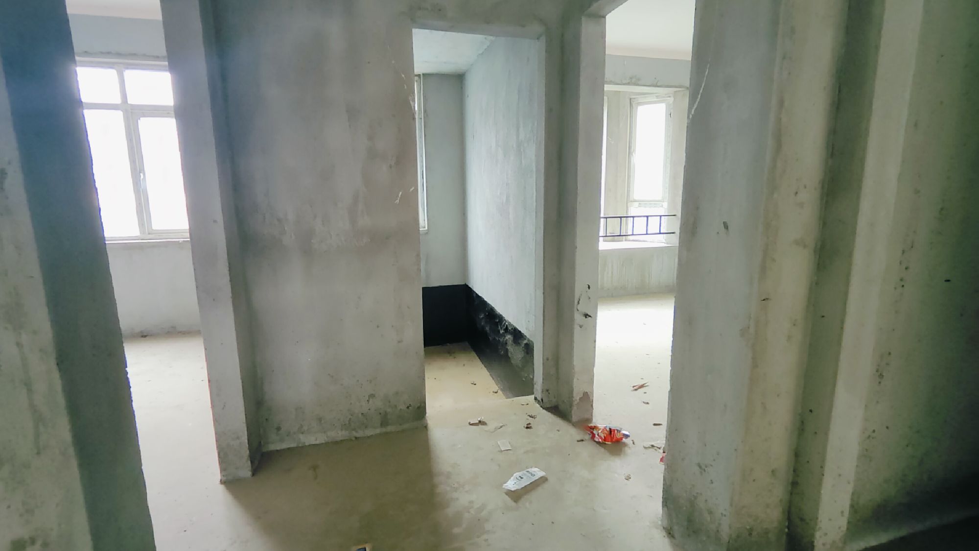 塞纳河畔·127平方·南北通透户型·十年前房价·急售