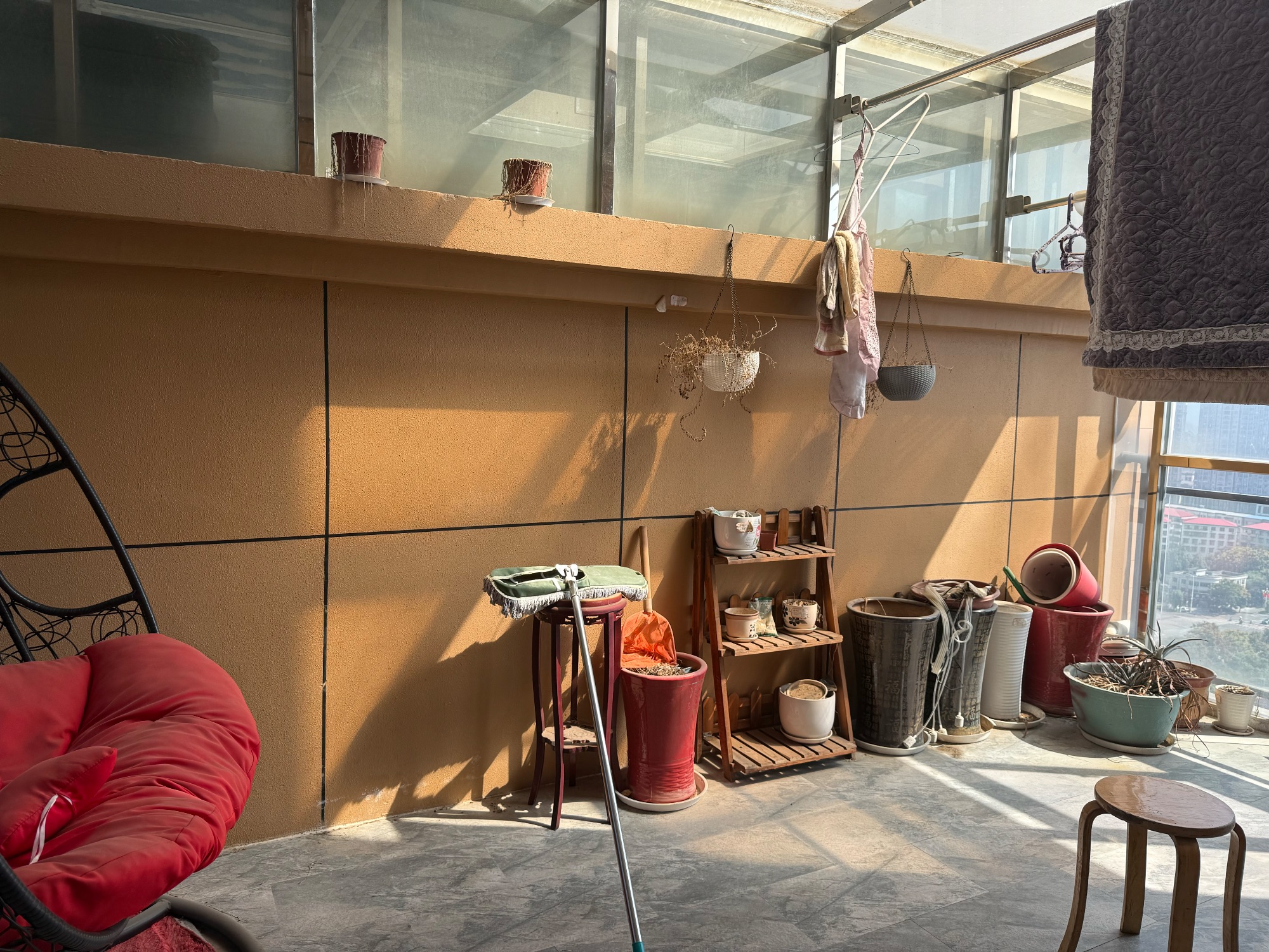 丰业盛世·四室两厅·精装修·好地段·出租2200/月