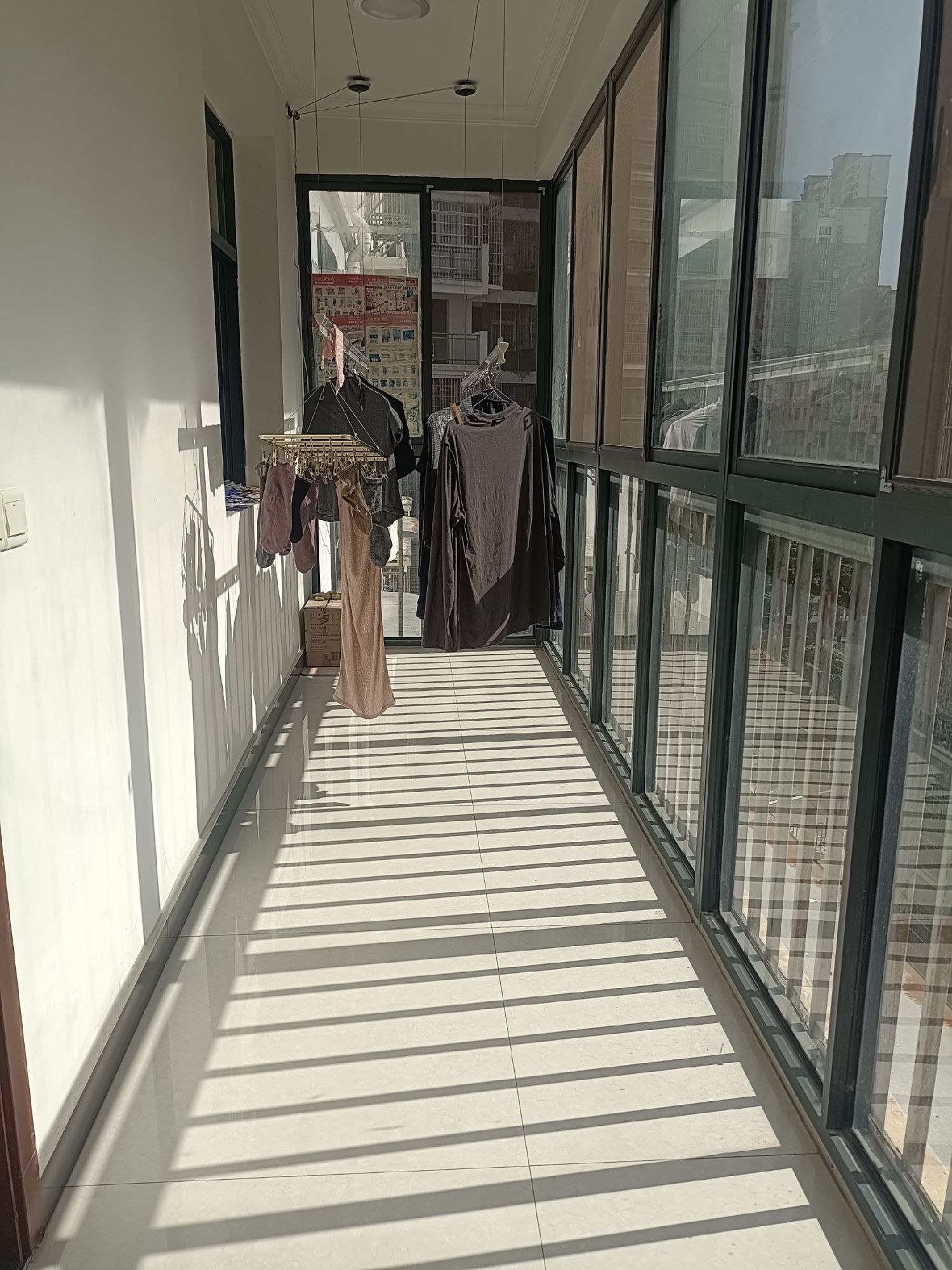 东亭花园·步梯5楼·精装修可拎包入住36万带车库