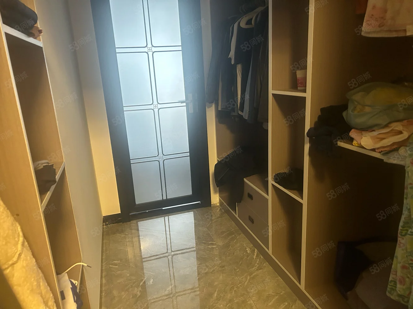豐業(yè)盛世·二期·三室兩廳·全新裝修68萬