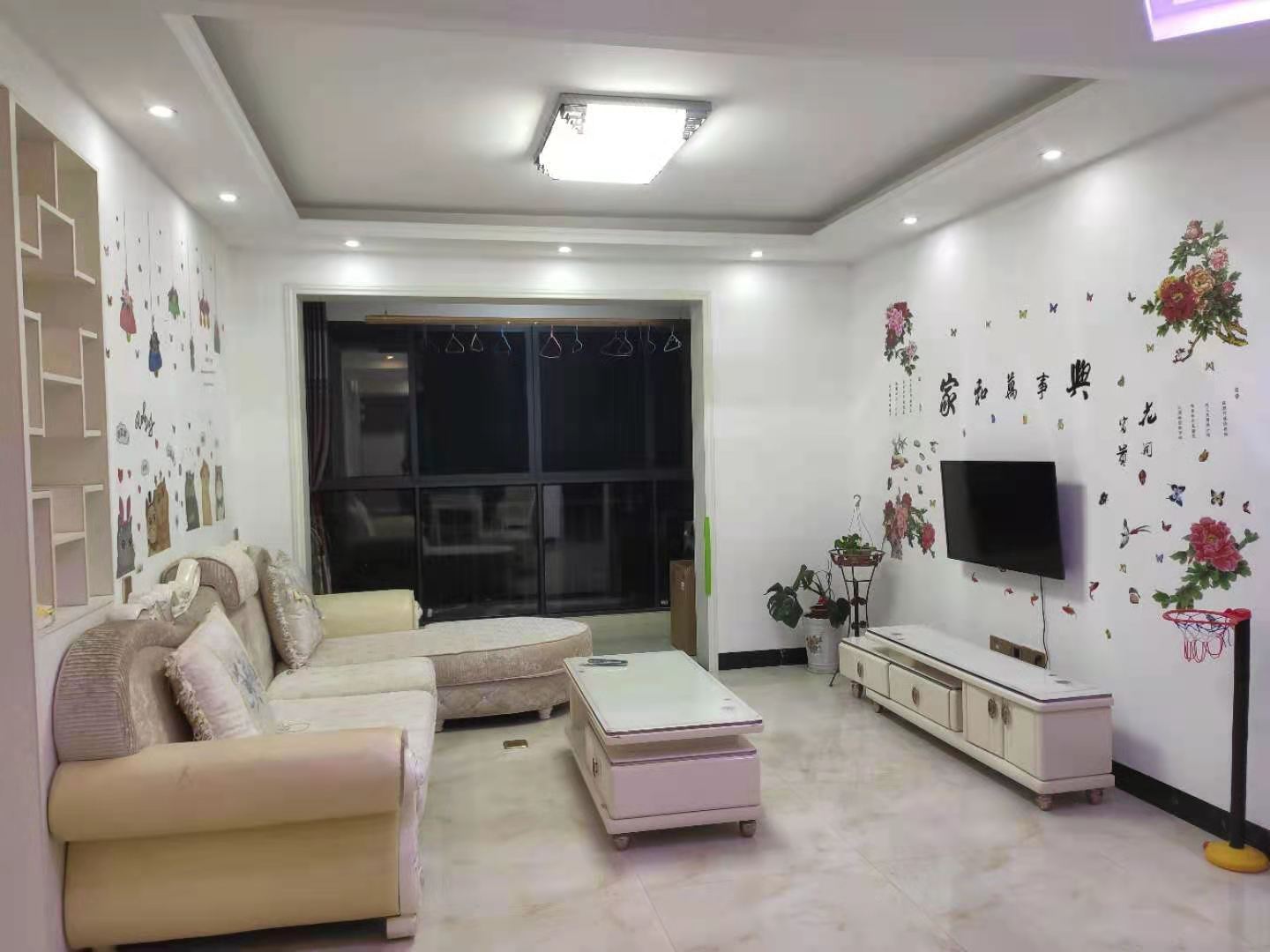 雍景新城·三房?jī)蓮d·拎包入住報(bào)價(jià)54萬(wàn)