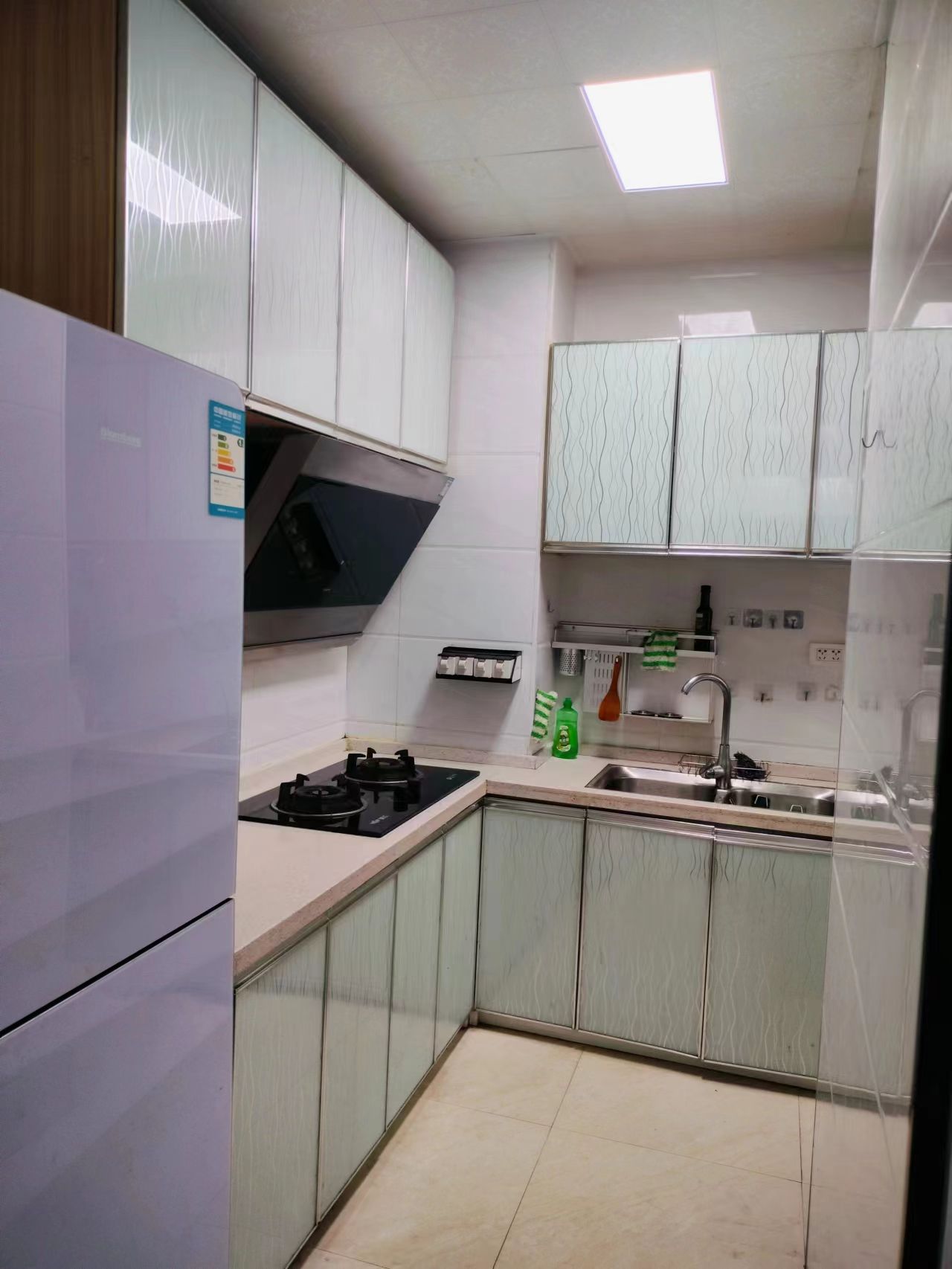 立嘉城豪园·三房两厅·拎包入住·户型好·售：47万