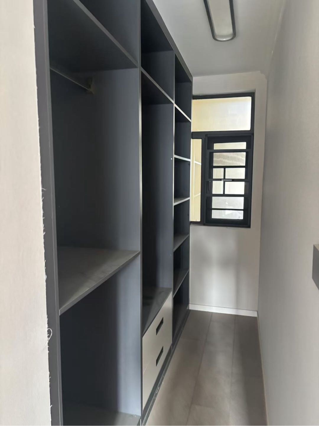 鸣柯里·三房两厅·拎包入住·周边商业齐全/1800月