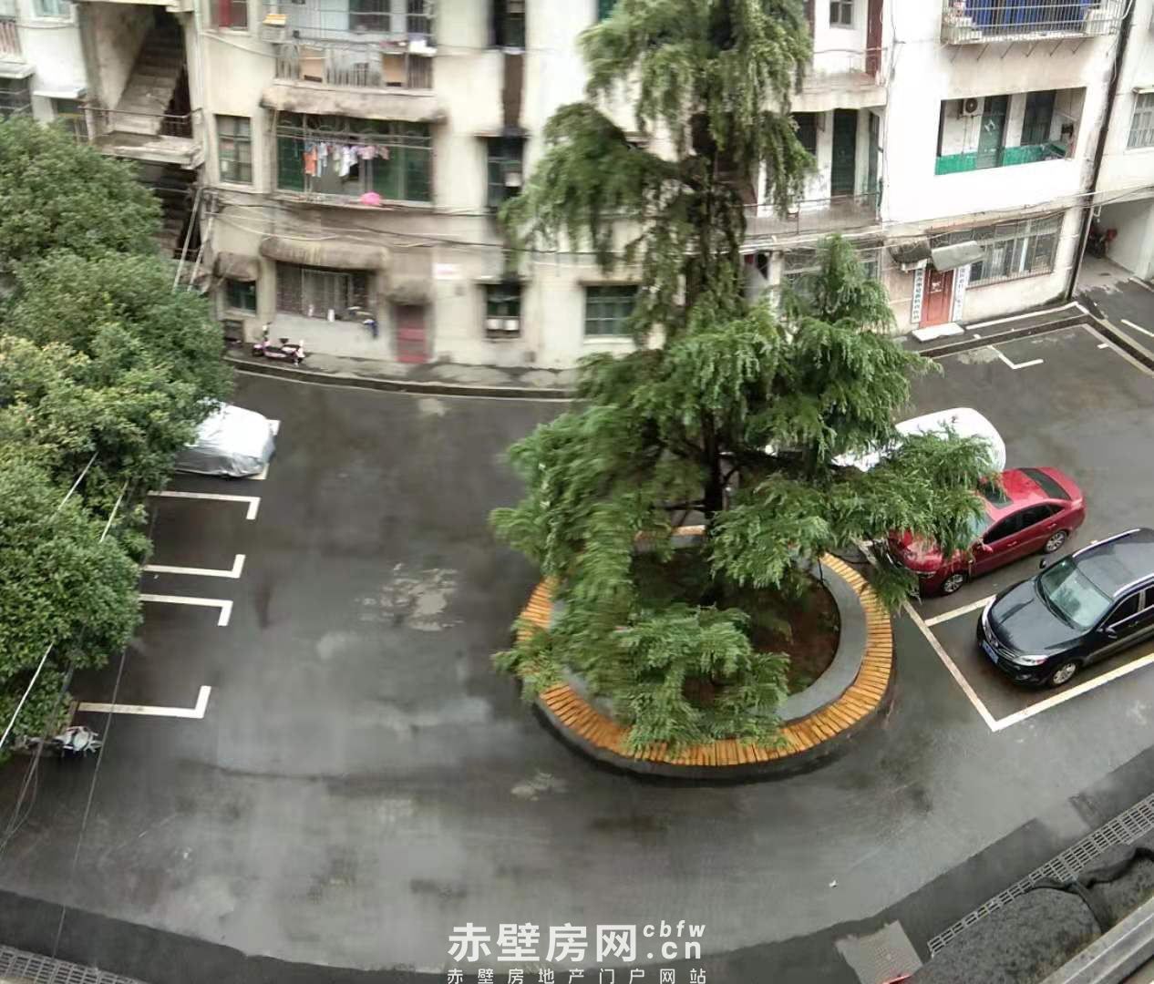赤壁市板桥街一条龙童心幼儿园对面房屋出租