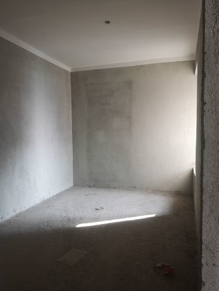 山水丽苑·很好的楼层·100平米·三居室·一口价急售35万