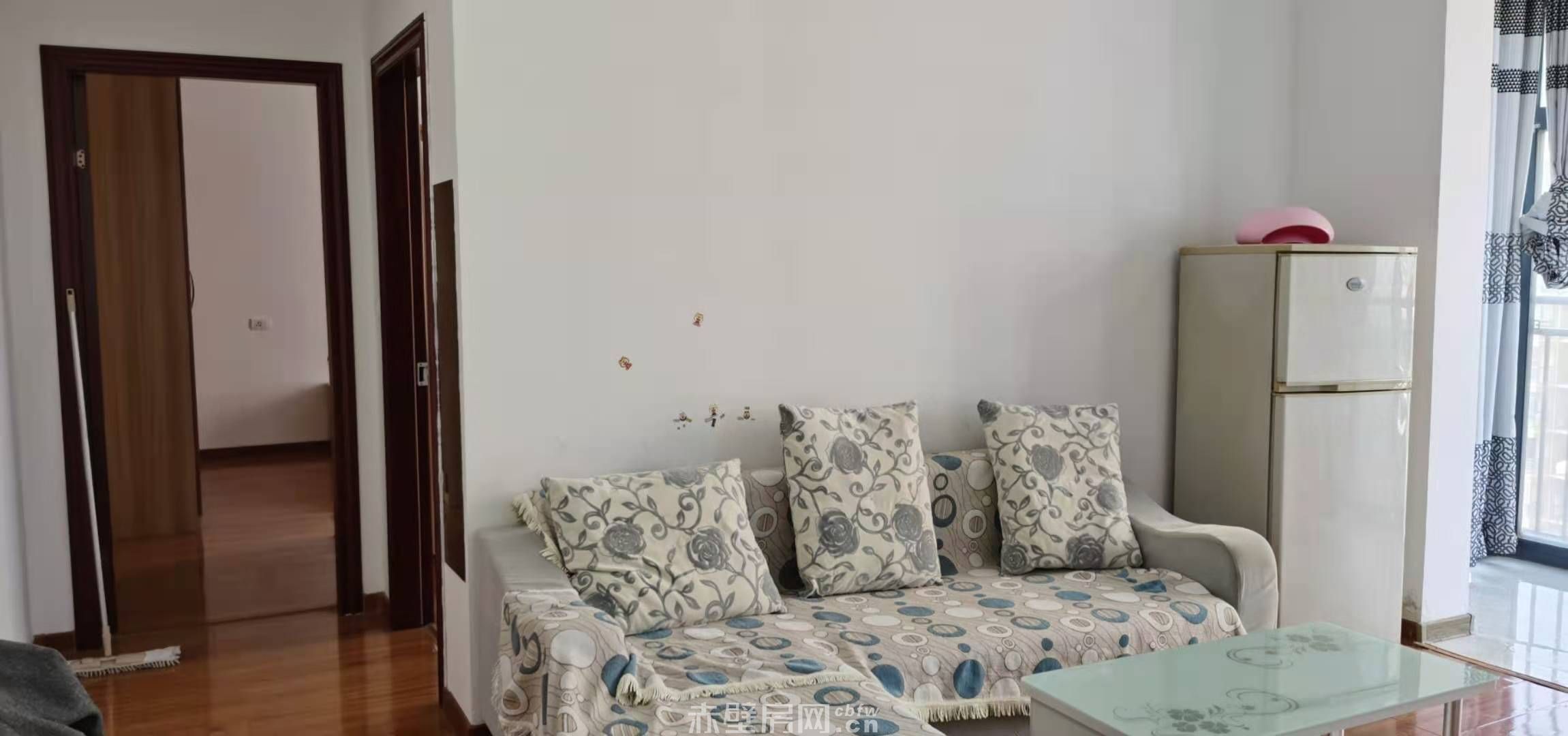 眾誠國際小區(qū)五小五中 房，二房一廳，面積67平，精裝修，價格優(yōu)惠