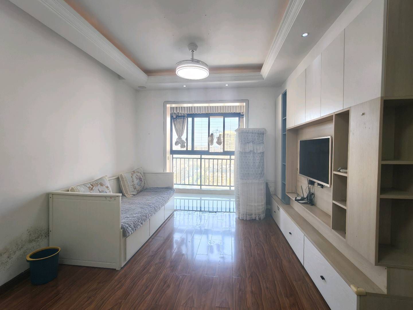 赤壁印象·精装修一室一厅公寓出租1200/月