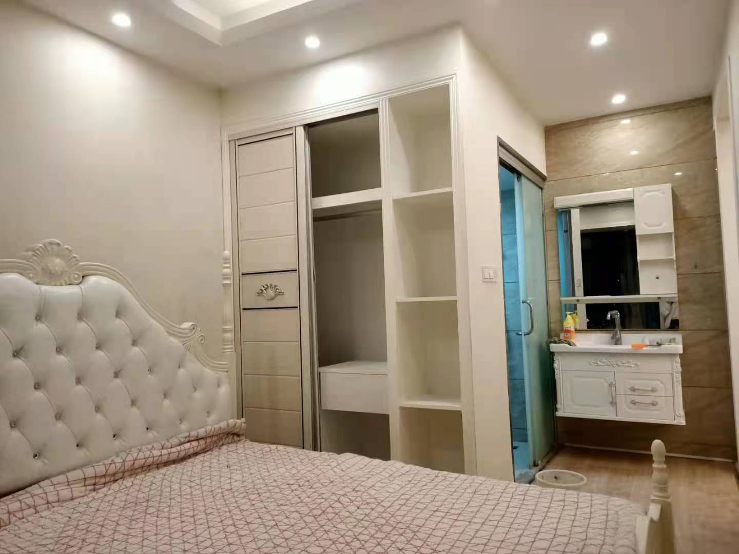 赤壁印象·精装修一室一厅·拎包入住1200/月