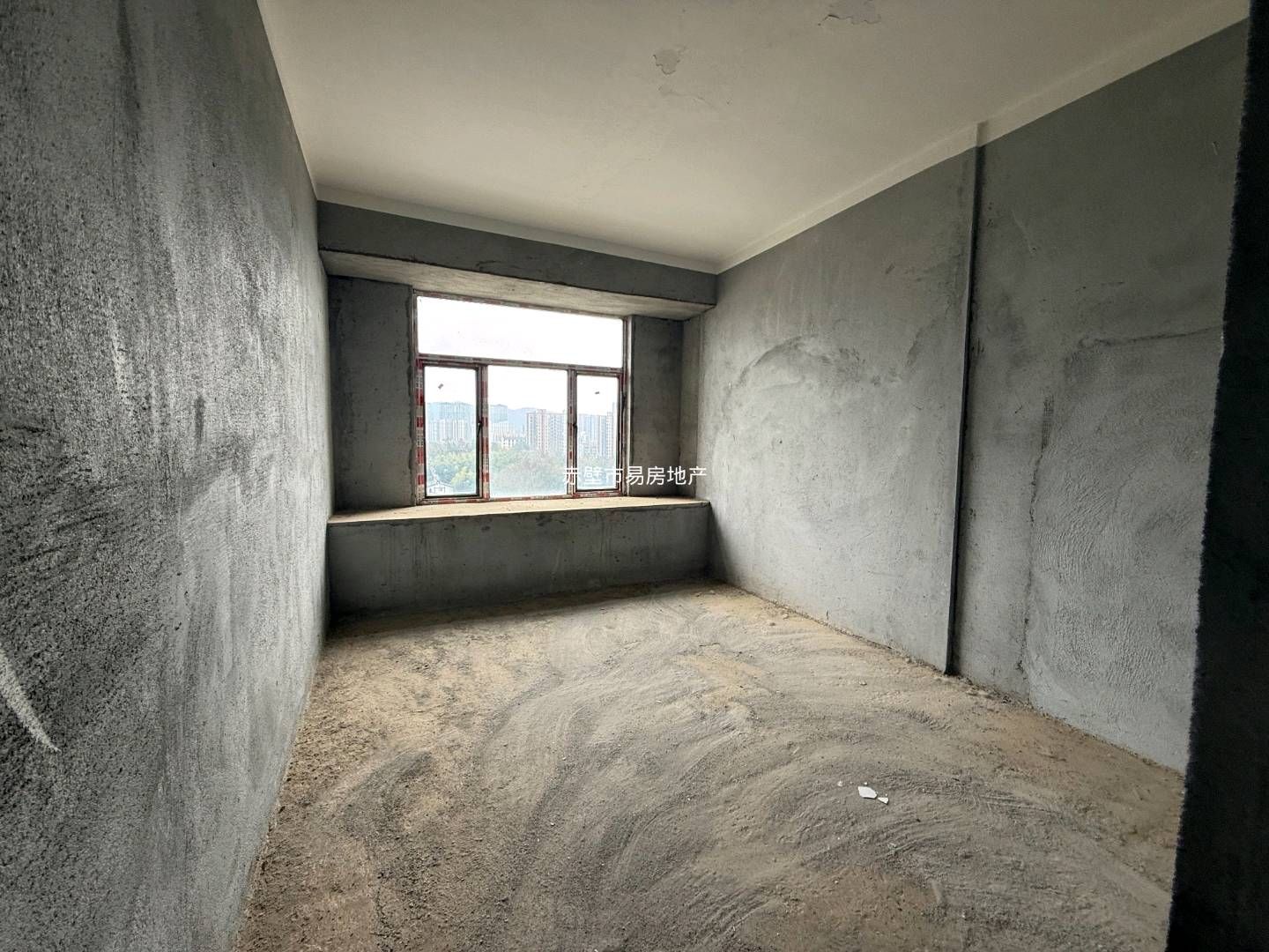 公园里学府·二期140平·南北通透双阳台·65万证齐