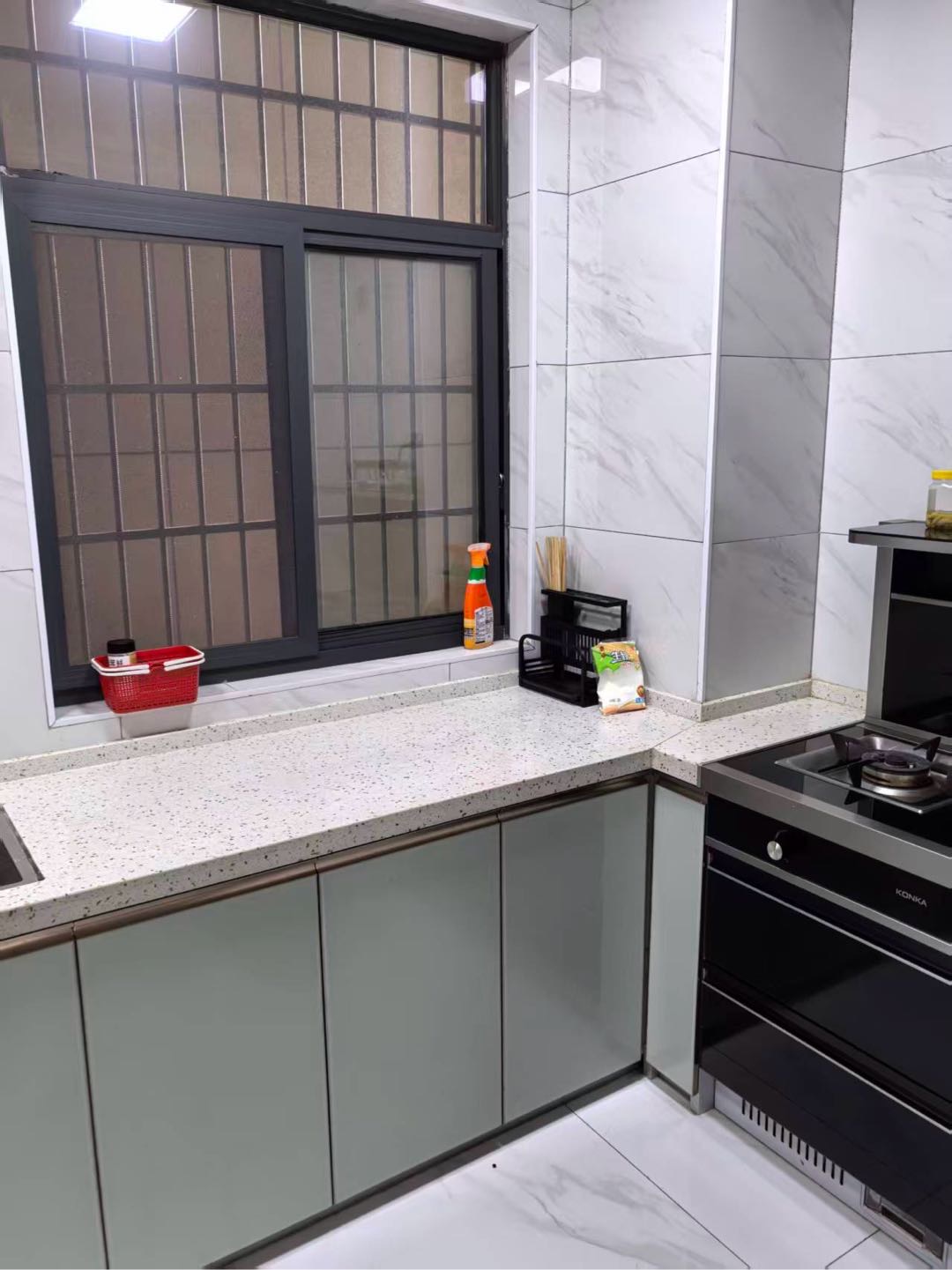 平安家园·精装修自住房·两室两厅·出租1500/月