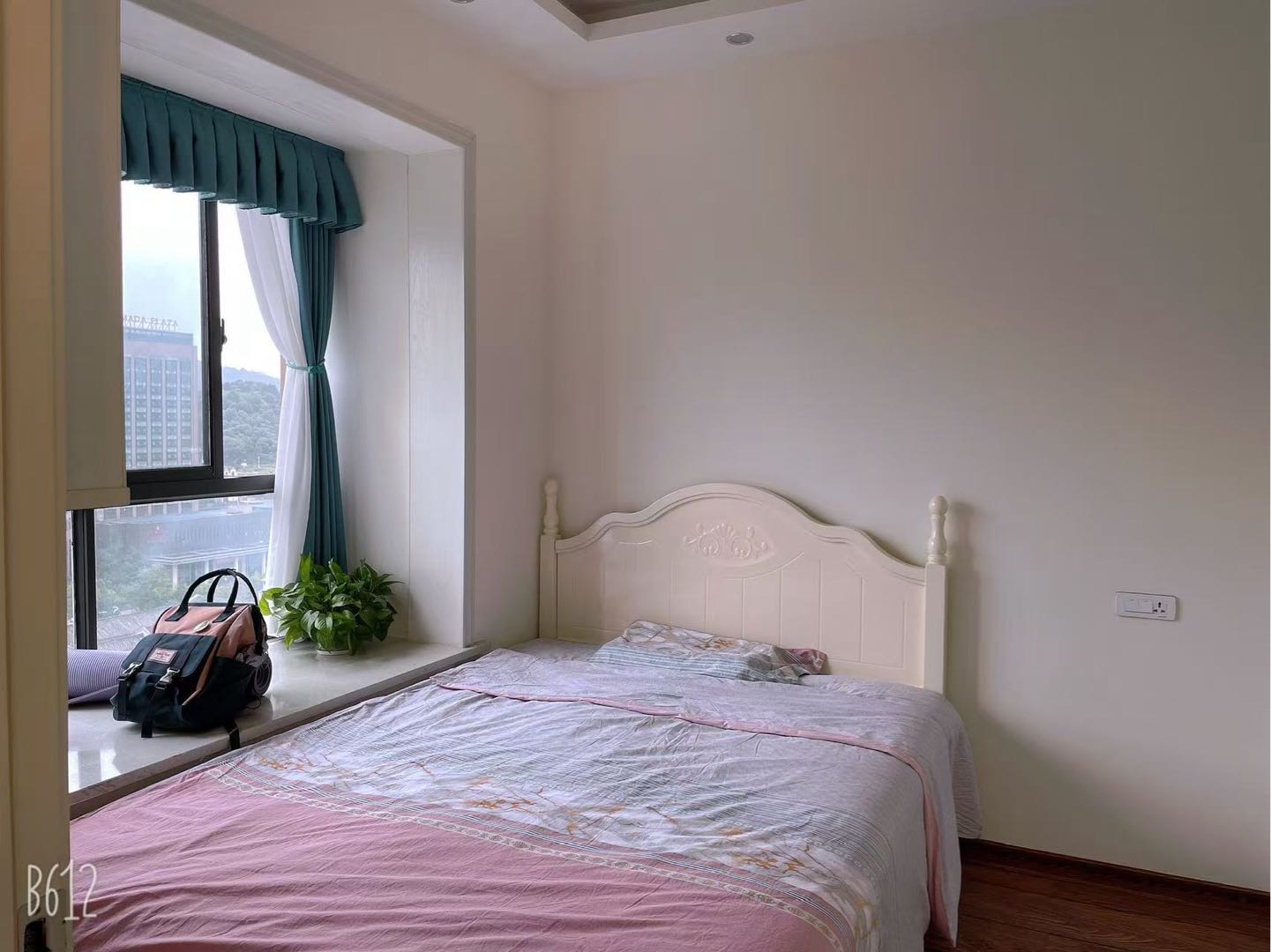 赤壁印象·5号公馆·精装修·两室两厅·租1700/月