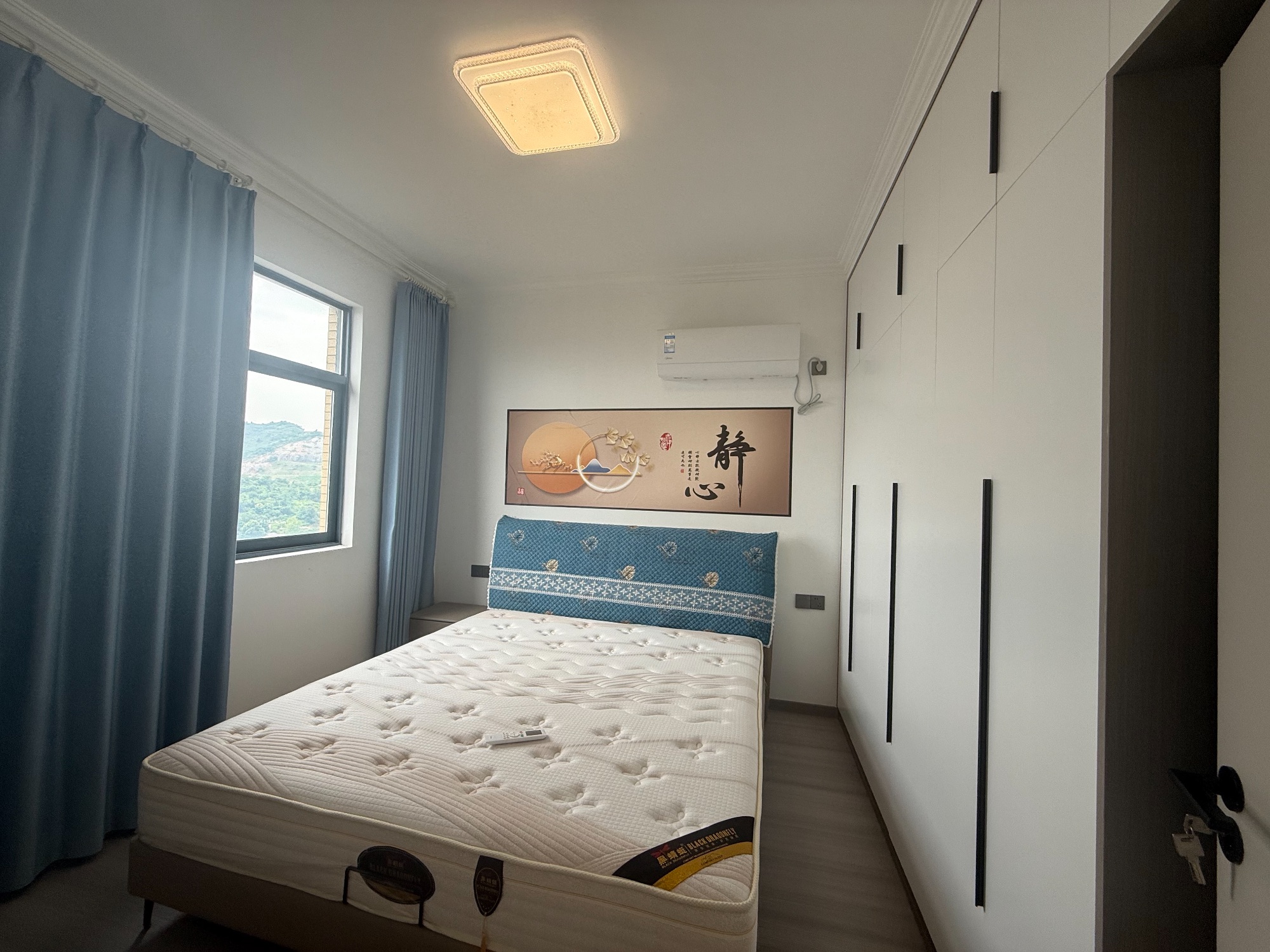 车铺高中附近1·电梯房两室两厅·拎包入住/1300月