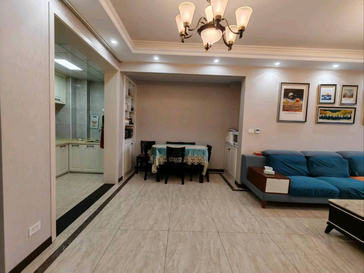 塞纳河畔·精装修三室两厅·15楼·证件齐全50万