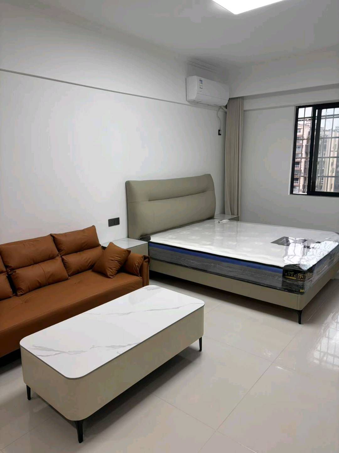 维多利亚·精装修公寓·温馨干净整洁·拎包入住1200/月