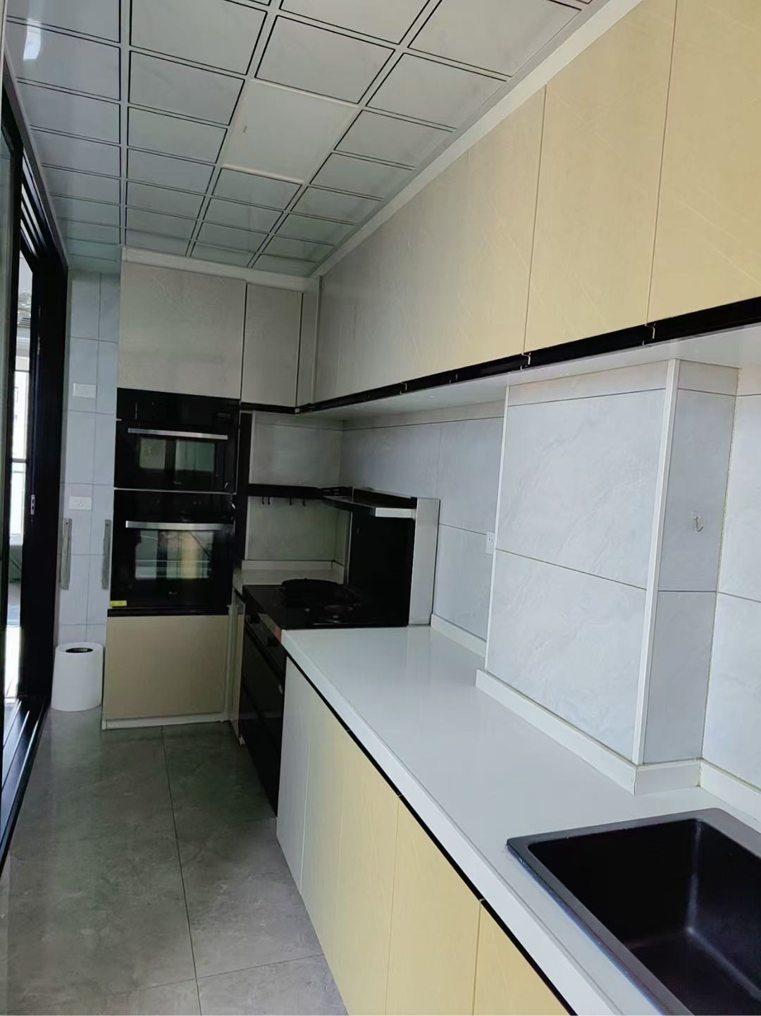 丰业盛世·三房两厅两位·124平方·拎包入住/2000月