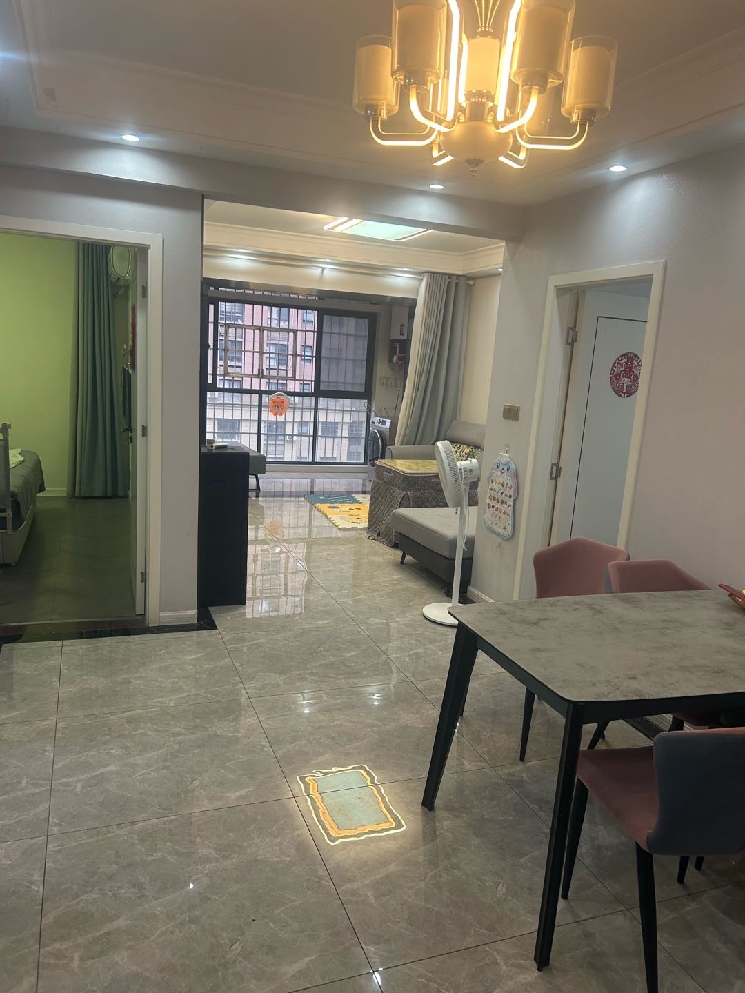 河北大道·圣荣佳苑·全新装修两室两厅·拎包入住·39万