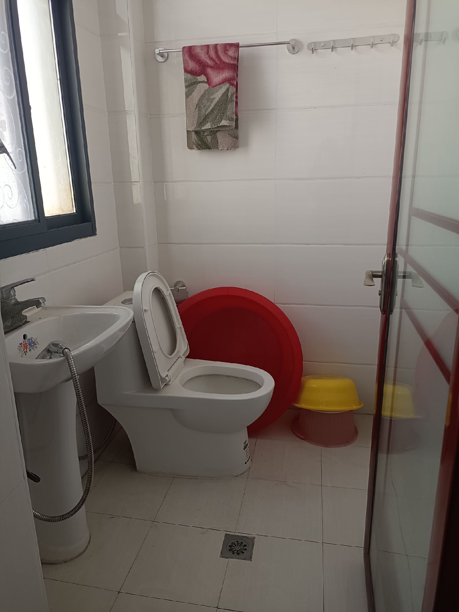 东亭花园·步梯5楼·精装修可拎包入住36万带车库