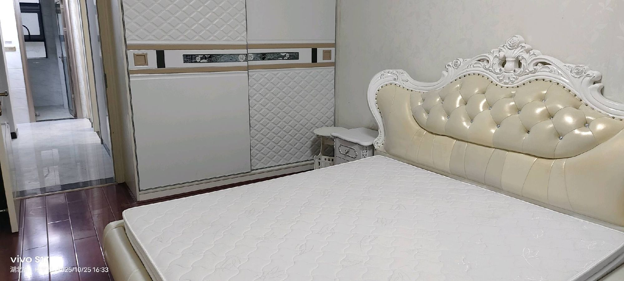 赤壁印象·精装修·三室两厅·诚意出租1800/月