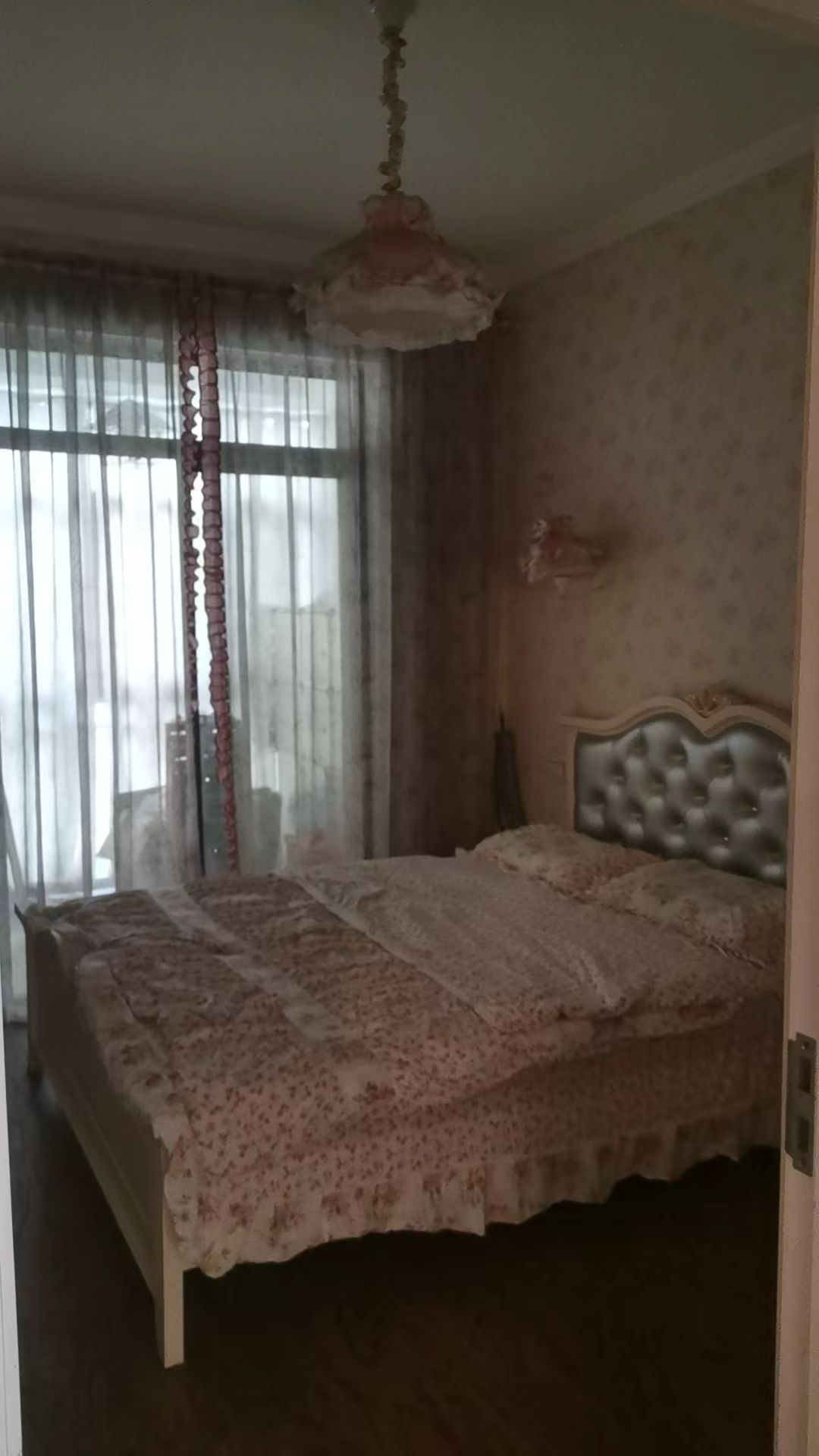 郡都小区·精装修两室两厅·出租1400/月