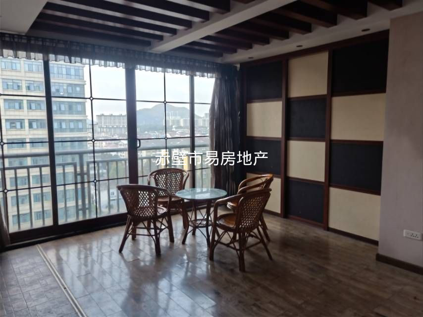 博园·三房两厅135平方·南北通透·拎包入住/1600月