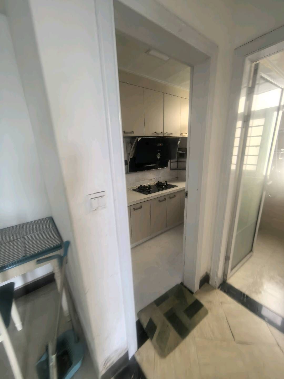 御龙学府·精装修两室两厅·陪读房出租1300/月