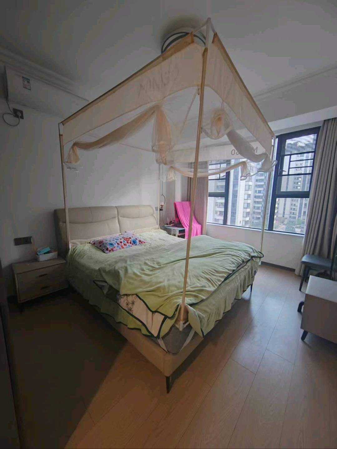 鹏成翰林府·专梯专户·9.9成新·精装修直接入住68万