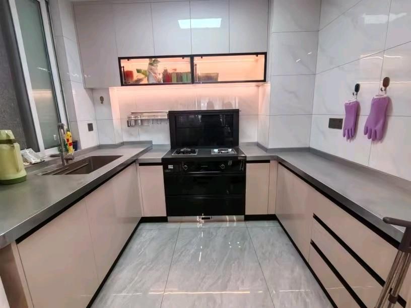 碧桂园翡翠湾·依山旁水好地方·三房两厅·拎包入住报价：49.8万