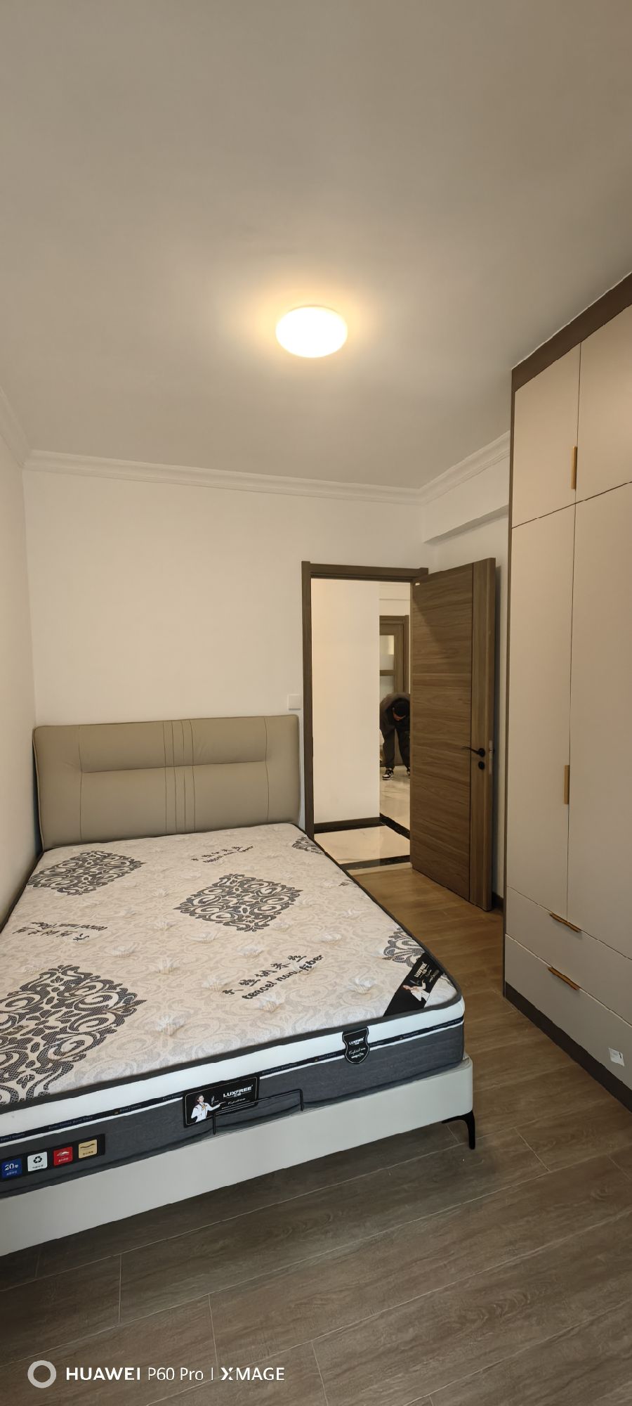 北站碧桂园·精装修三居室·环境优美·拎包入住1500/月