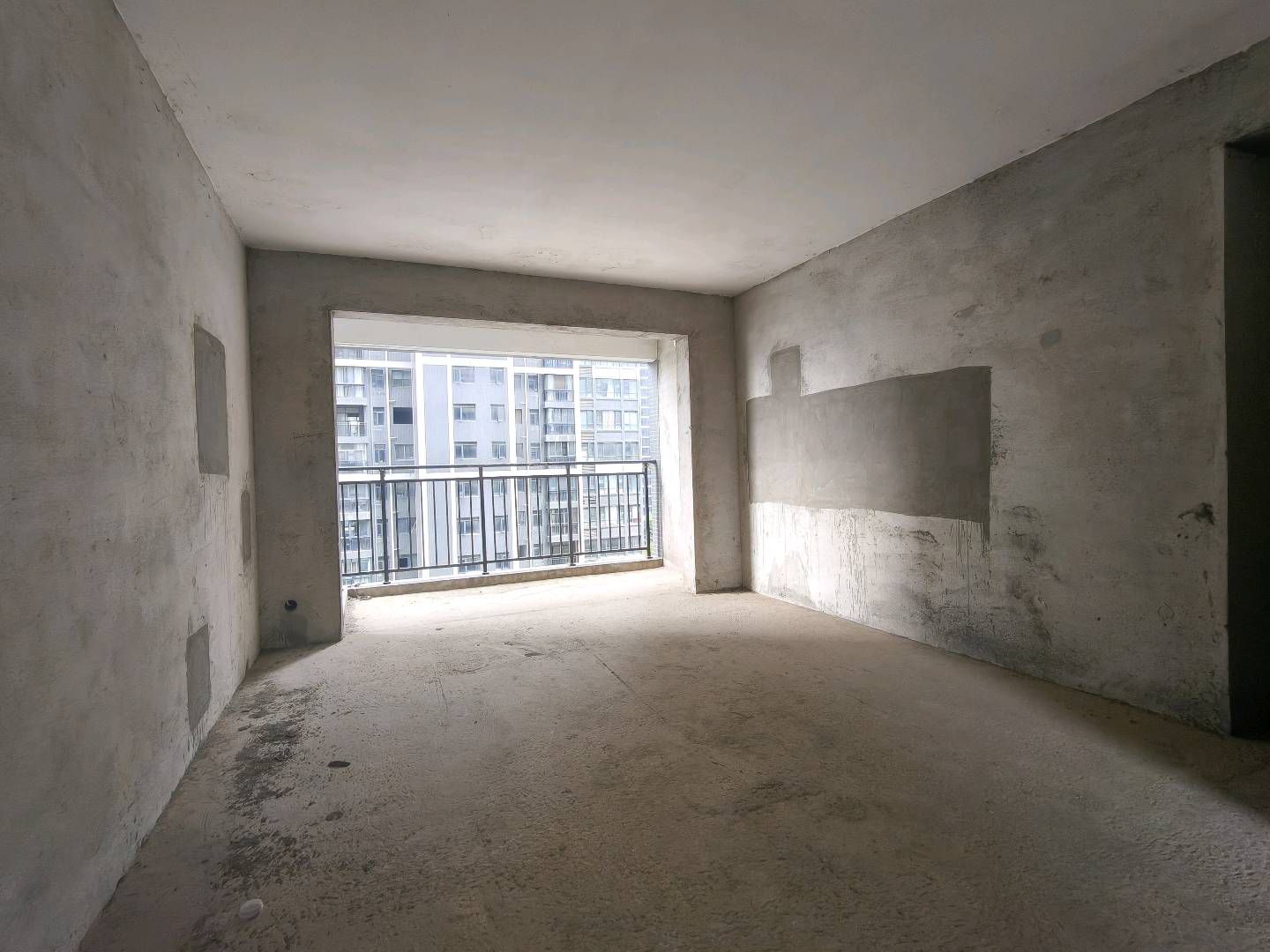 雍景新城·三房两厅·户型方正·周边配套齐全·报价55万可以小刀