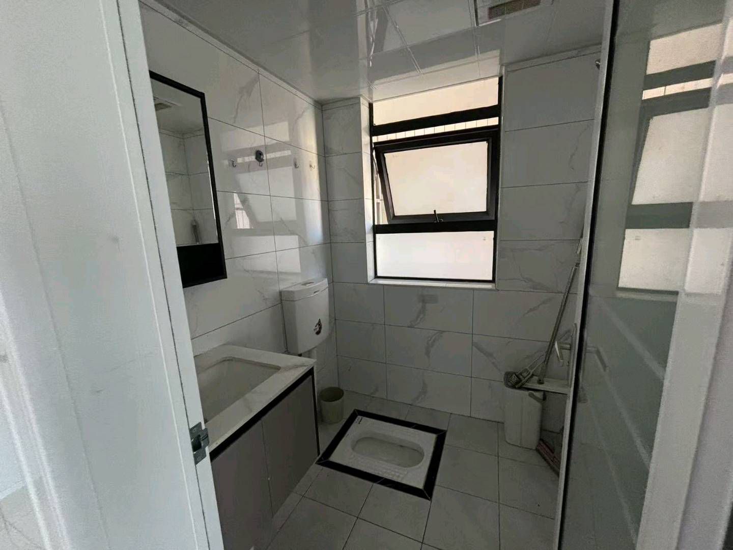 赤壁印象一室一厅·新装修·拎包入住1400/月