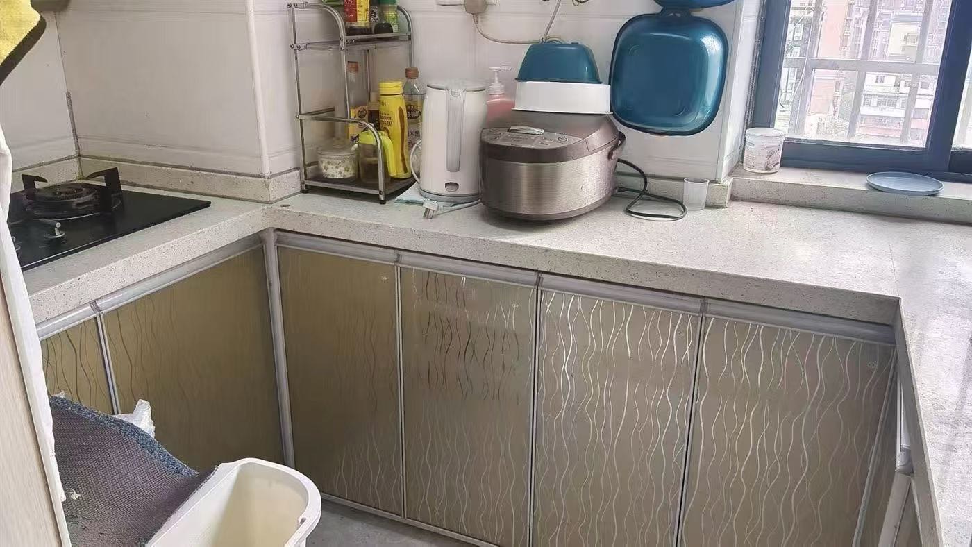 众城国际·三房两厅·户型方正·全新装修·拎包入住报价：39万