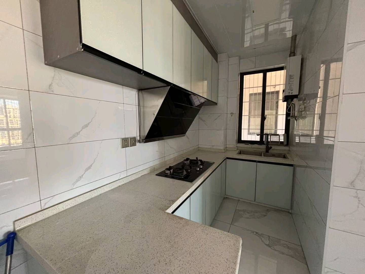 赤壁印象一室一厅·新装修·拎包入住1400/月